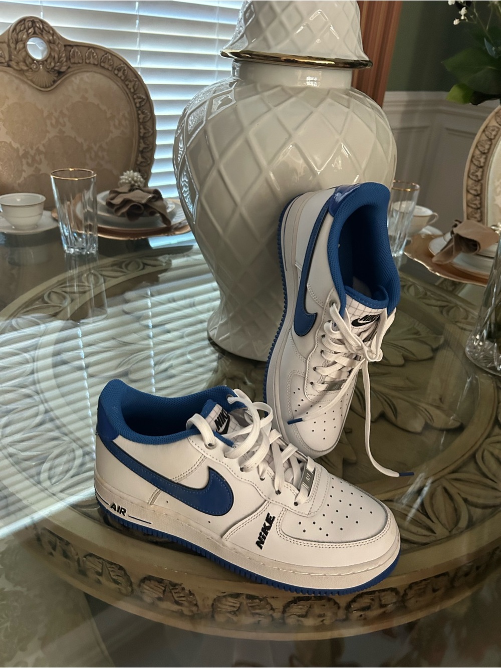 Nike White and Blue Low-Top Sneakers
